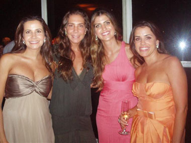 Rosana Saigh, Roberta Tilkian, Izabela Francez e Bruna Calarezi.