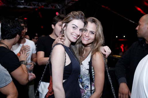 Fran Siqueira E Jessica Adorno