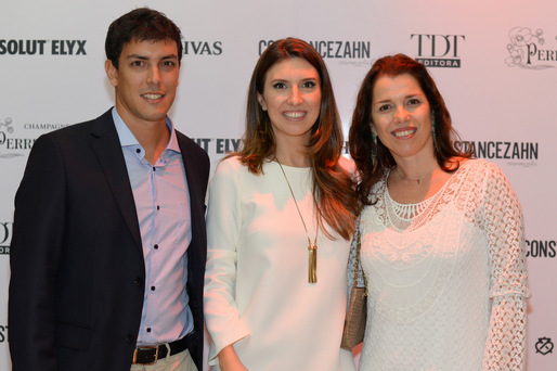 Thiago Martins, Constance Zahn e Carla Baronsini