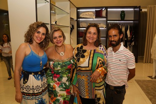 Vanessa Magalhães, Cininha Le Fundes, Michelle Marie Magalhães e Stefano Diaz