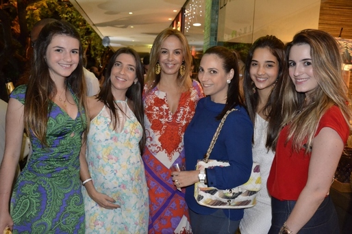 Isabella Brandalize, Priscila Costa, Larissa Bicalho, Michele Prado, Duda Bicalho e Marcella Brandalize