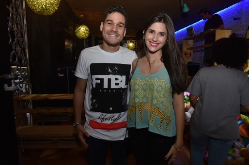 Marcelo Augusto Guimarães e Bruna Gatto