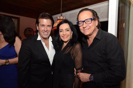 André Ramos com Liliana Rodriguez e Nestor Rocha