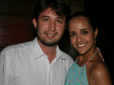 Romana Pitangueira e Leonardo Deschamps