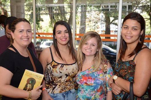 Beatriz Olivetti, Maristela Silva, Bruna Neves e Michelle Antunes