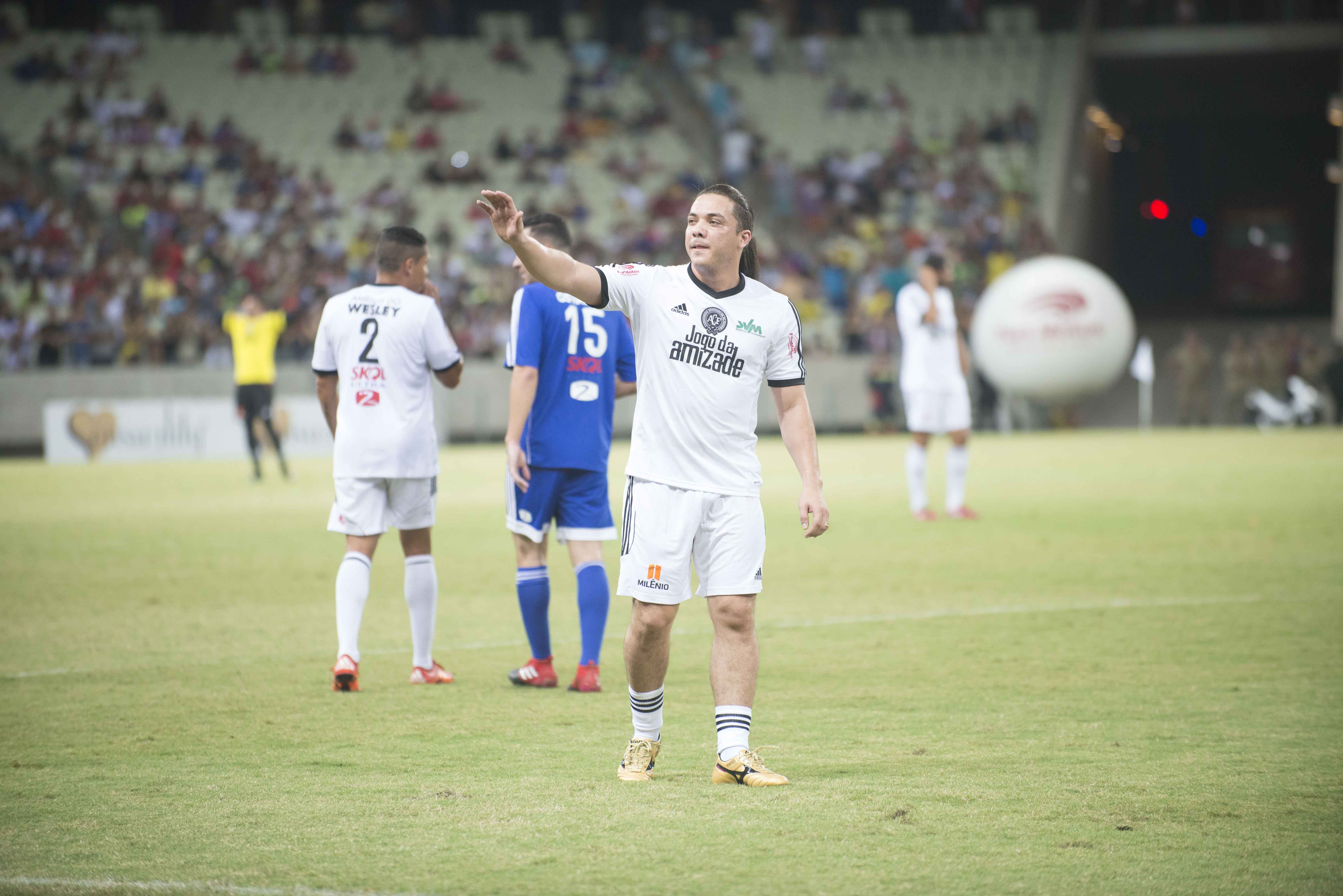 Wesley Safadão promove 'Jogo da Amizade' com famosos em Fortaleza 