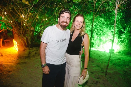 Alexandre Biancamano e Renata Monteiro de Barros