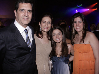 Carlos e Cristina Calumby, Renata Magalhaes Correia e Luciana Vieira Lopes