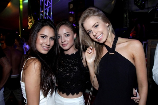 Fernanda Mendes, Kamile Oliveira E Julia Isernhagen