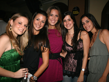 Flávia Schnitman, Mariana Morgemoth, Juliana De'vecchi, Paula Rodrigues, Julia Philigret