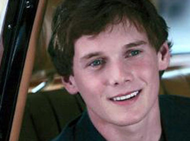 Anton Yelchin acabou de fazer Star Trek!