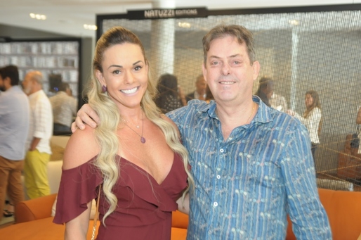 Bárbara Weyll Almada e Gustavo Rocha