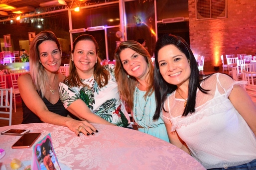 Alexandra, Dani, Cris, Pati