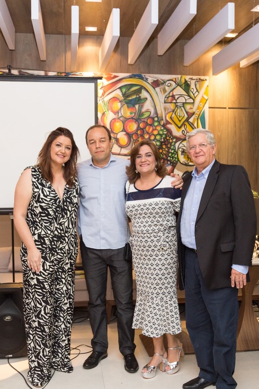 Viviane Zorzete, Leo James, Fabiola Martins e Pedro Barros2)