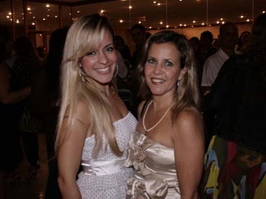 Maria virginia Loureiro e Carolina Melo!