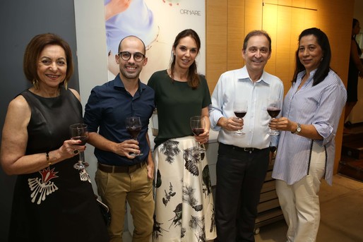 Regina Weckerle, Gabriel Magalhaes, Esther Schattan, Antonio Gatto e Soniamara Rodrigues