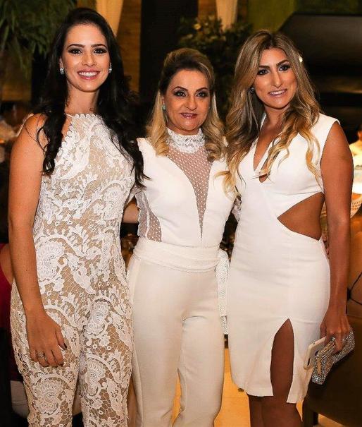 Juliana Portela, Mariangela e Vanessa Bulcão