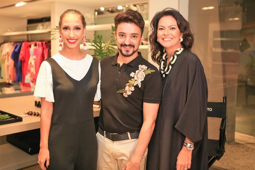 Alice Prado, Kal Nascimento e Sabrina Furtado