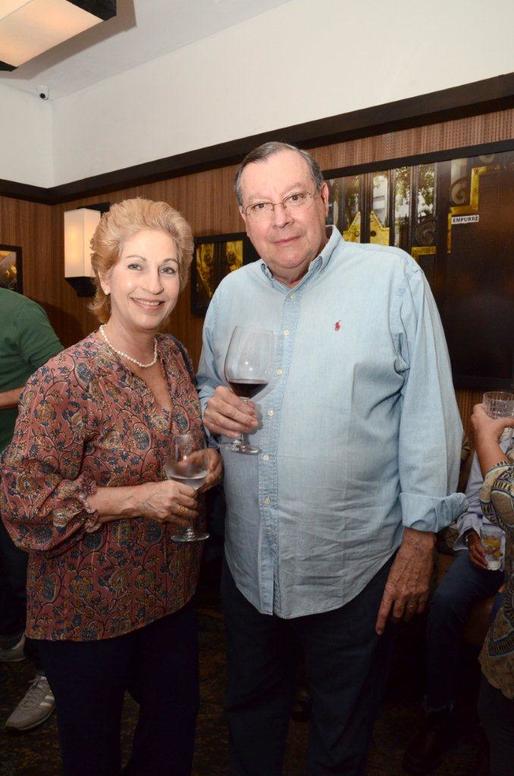 Laurita e Paulo Henrique Villela Pedras