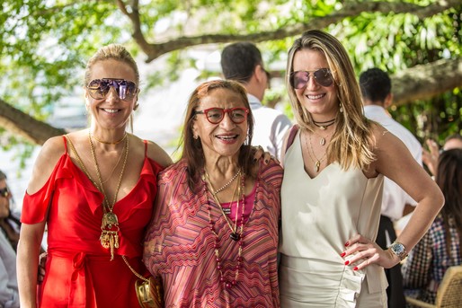 Lícia Fábio, a super-homenageada do mês de junho