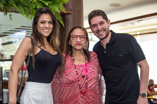 Lícia Fábio, a super-homenageada do mês de junho