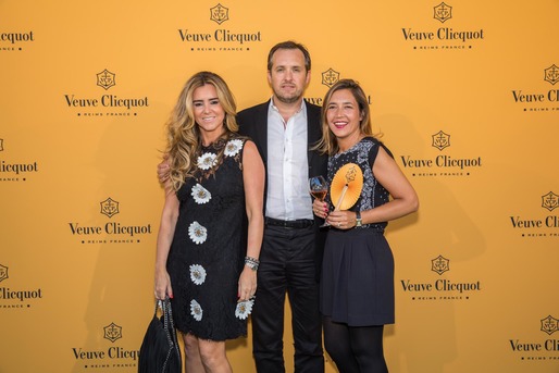 Gabriela Moreno Sanches (diretora da marketing Veuve Clicquot Brasil), Pierre Casenave e Dorothée Chedeville