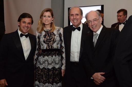 Roberto, Camila e Sérgio Clark com Pedro Parente