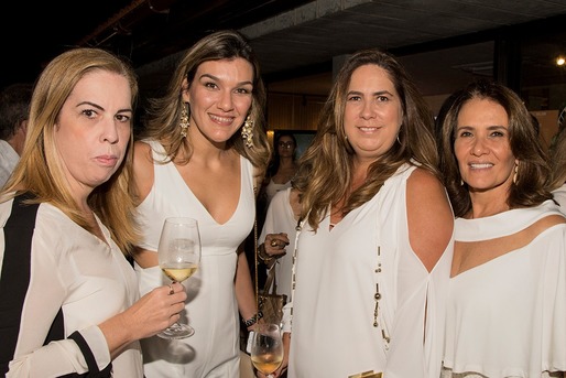 Flávia Cangussú, Mariana de Castro, Aline Cangussú e Conceição Queiroz