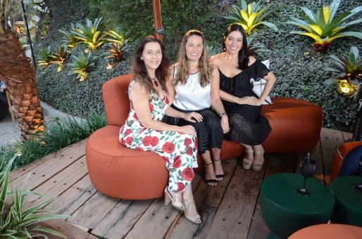 Virna Carvalho, Cristina Côrtes e Aline Otero