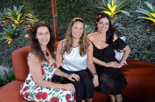 Virna Carvalho, Cristina Côrtes e Aline Otero