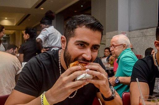 Inauguração do tradicional  restaurante temático Johnny Rockets em Salvador