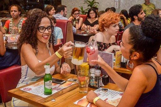 Inauguração do tradicional  restaurante temático Johnny Rockets em Salvador