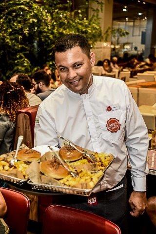 Inauguração do tradicional  restaurante temático Johnny Rockets em Salvador