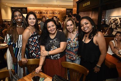 Inauguração da  pizzaria carioca Mamma Jamma