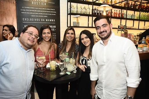 Inauguração da  pizzaria carioca Mamma Jamma