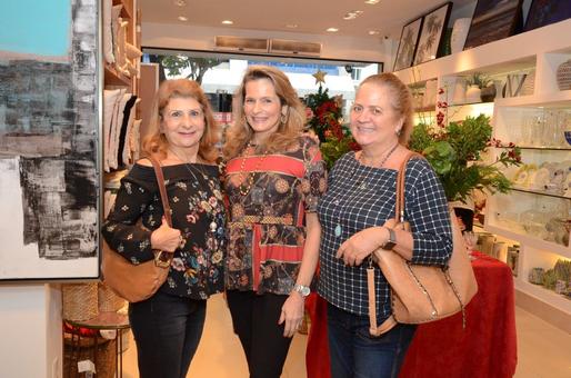 Sylvia Couto Machado, Ana Paula Leão Teixeira e Renata Fraga