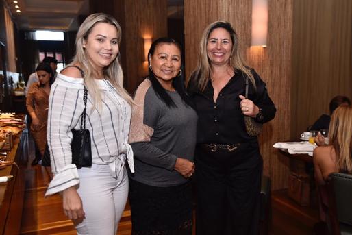 Paolie Oliveira, Elizabeth Marie e Ana Portuguesa