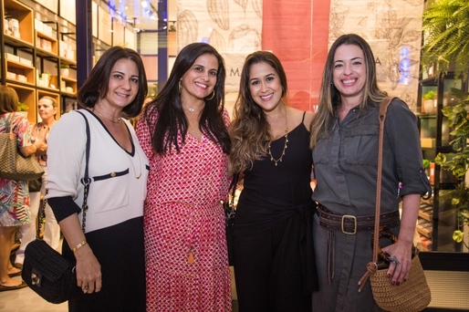 Simone Selen, Dani Neeser, Luciana Mendonça e Gleice Ferreira