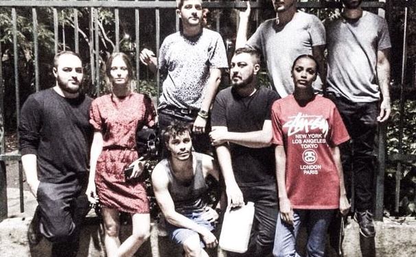 Dia de navegar na Web!