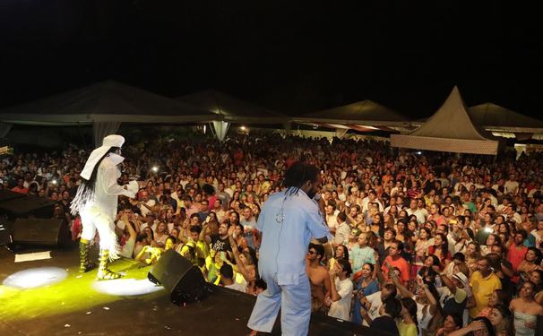 Baile carnavalesco em PF!