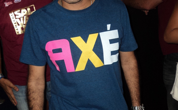 ACM Neto marca presença no Camarote Salvador