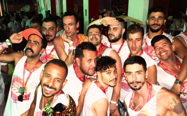 Equipe da Ellus SP reunida e curtindo o carnaval de Salvador!