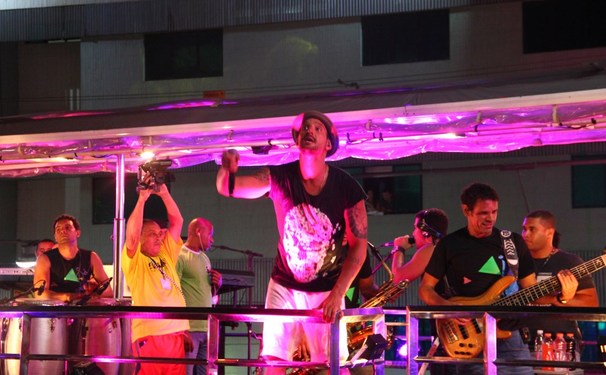 Banda Eva agita Ondina e promete arrasar no Camarote Salvador na terça-feira