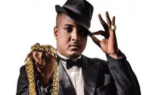 Robyssão volta ao palco da Pink Elephant