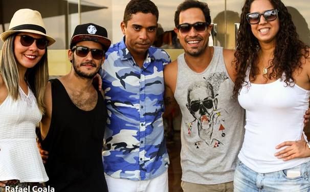 Alvinho curte domingo no Zank