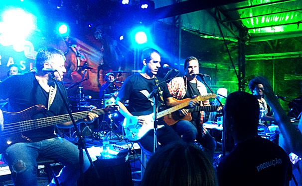 Alavontê e Durval no palco de Duda Mendonça! 