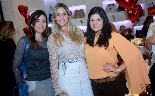 Dia de se ver no Site Michelle Marie! 