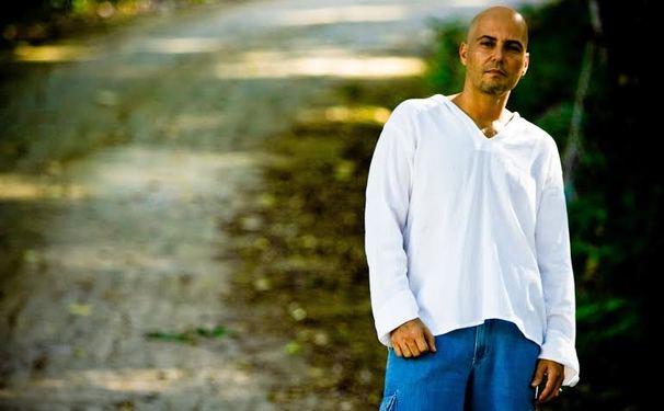 Alex Góes canta Elton! 