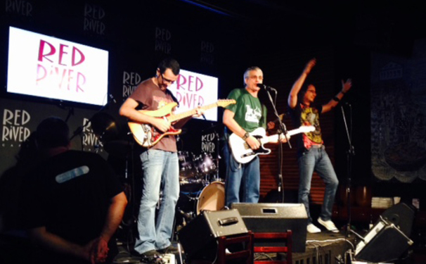 Mil Milhas no Red River Café!