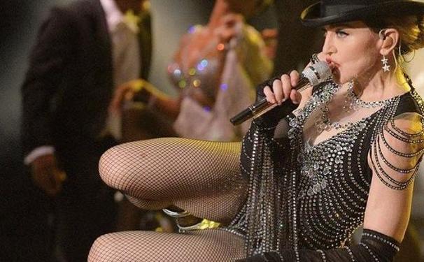 Look do dia de Madonna